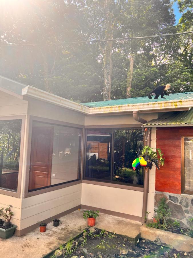 B&B Thomas And Thiago Monteverde Bagian luar foto