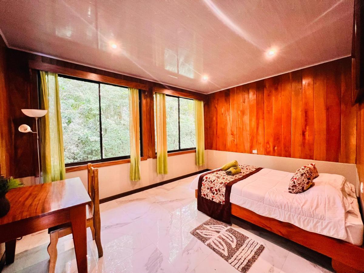 B&B Thomas And Thiago Monteverde Bagian luar foto